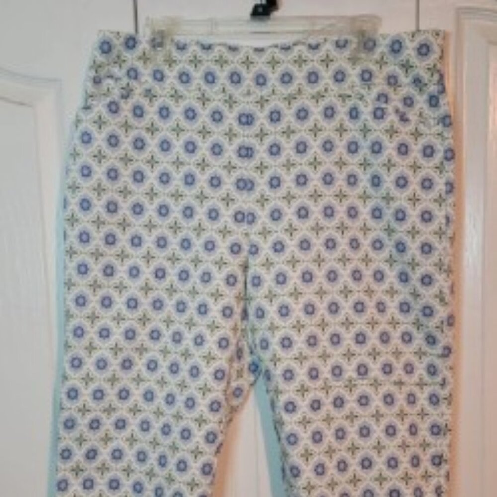 Croft & Barrow Effortless Stretch Capri Pants Size 16 Regular